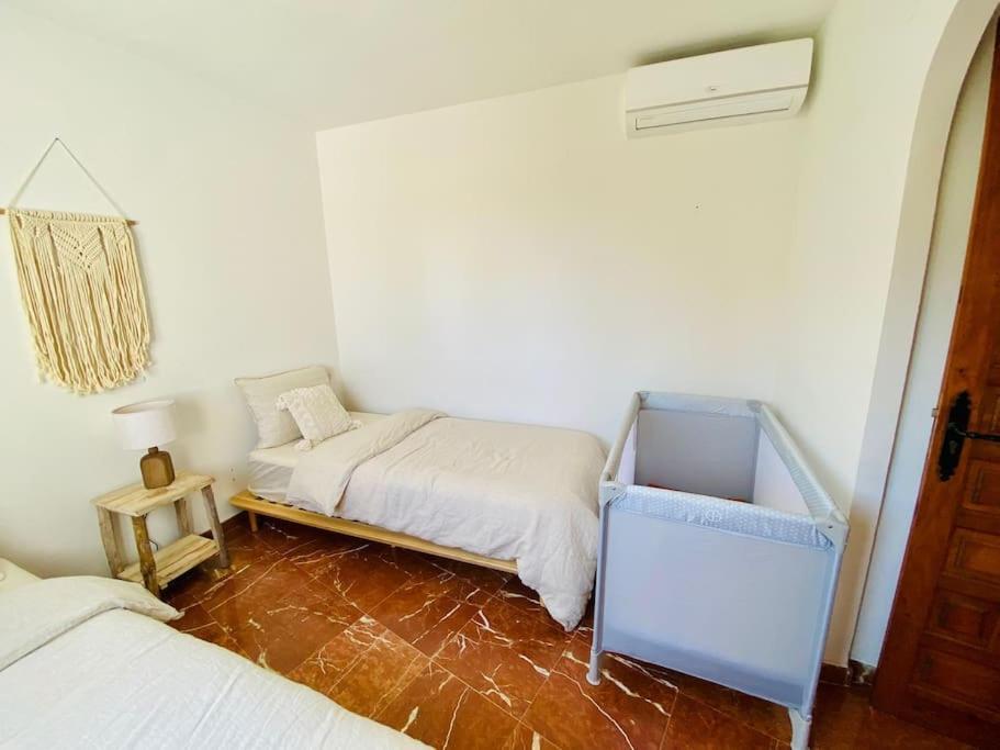 Villa With Private Pool And Close To The Beach 칼페 외부 사진