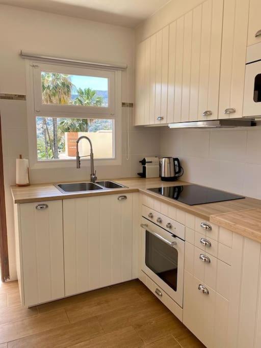 Villa With Private Pool And Close To The Beach 칼페 외부 사진